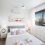 فيلة Apomono - New Luxury 3 Bedroom With Pool