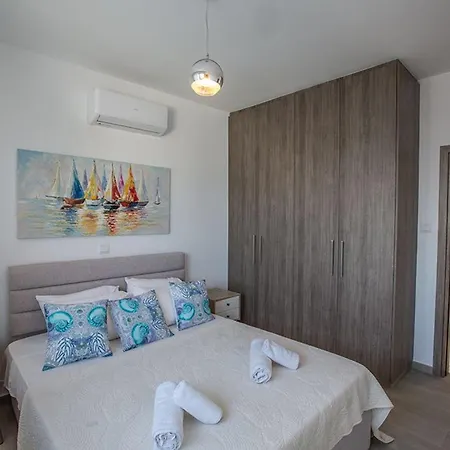 Apomono - New Luxury 3 Bedroom With Pool