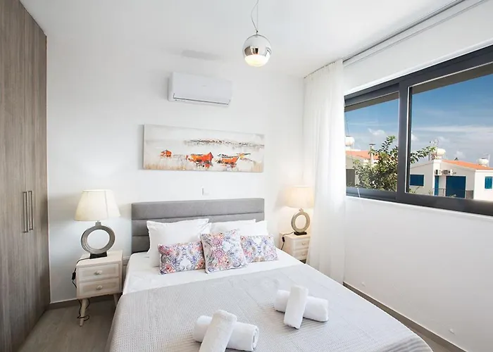 Βίλα Apomono - New Luxury 3 Bedroom With Pool